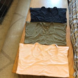 Five  GapFit running tops size medium